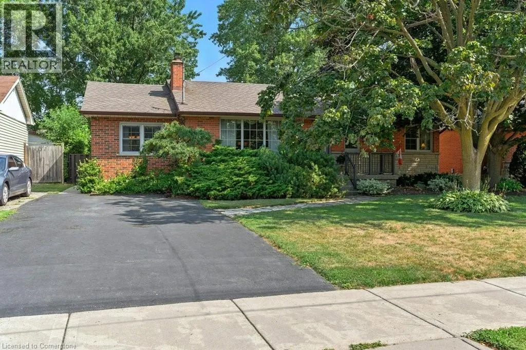 207 BROKER Drive