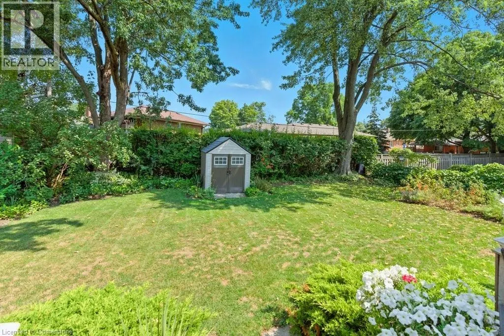 207 BROKER Drive