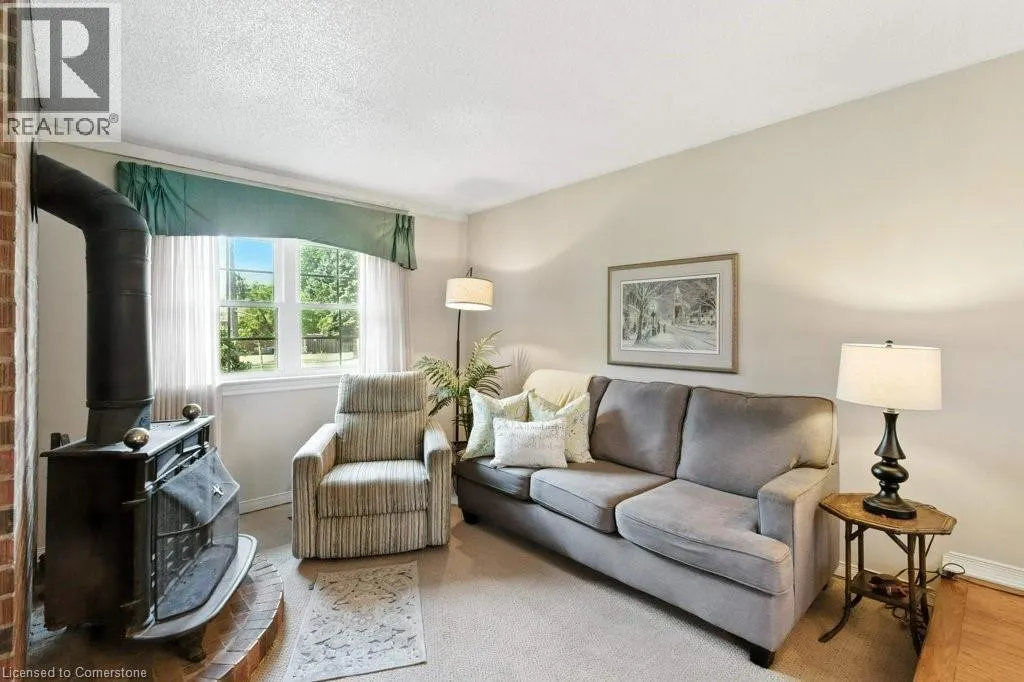 207 BROKER Drive