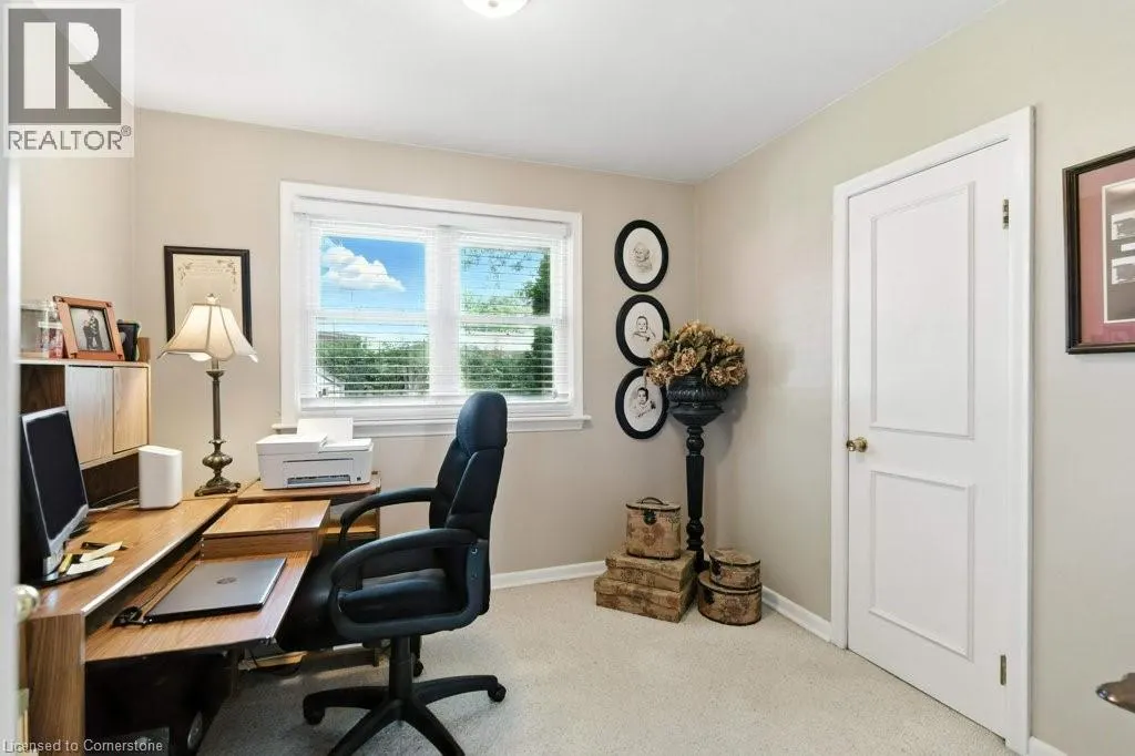 207 BROKER Drive