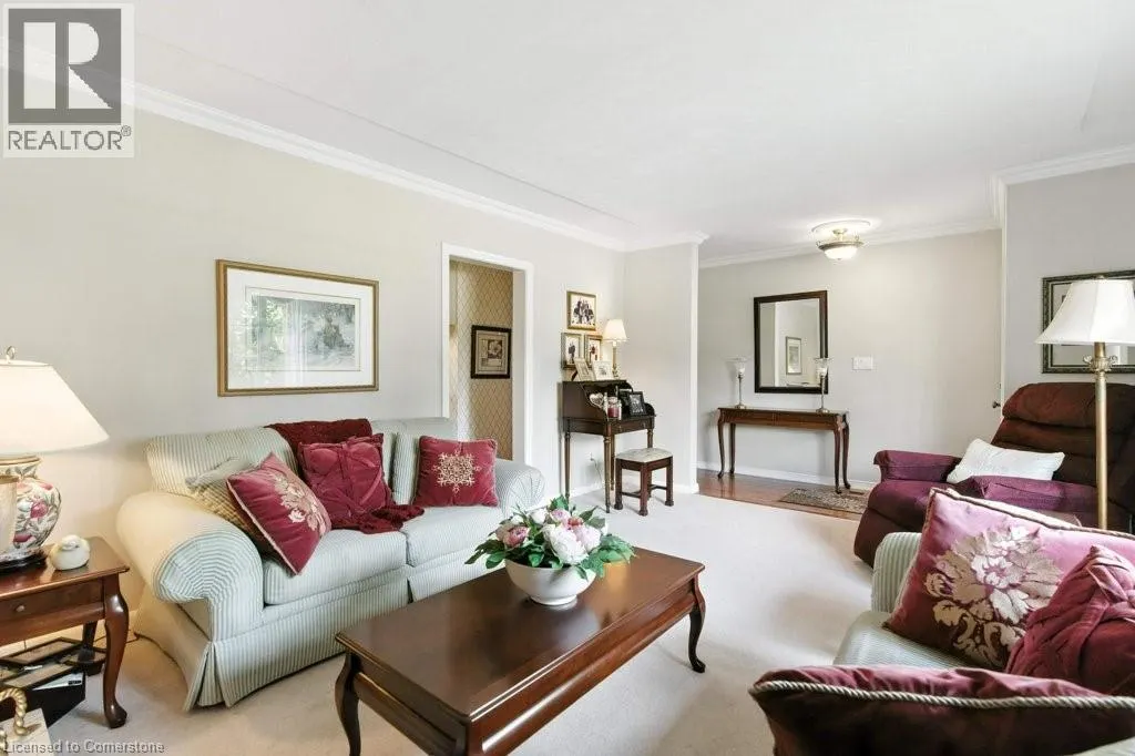 207 BROKER Drive