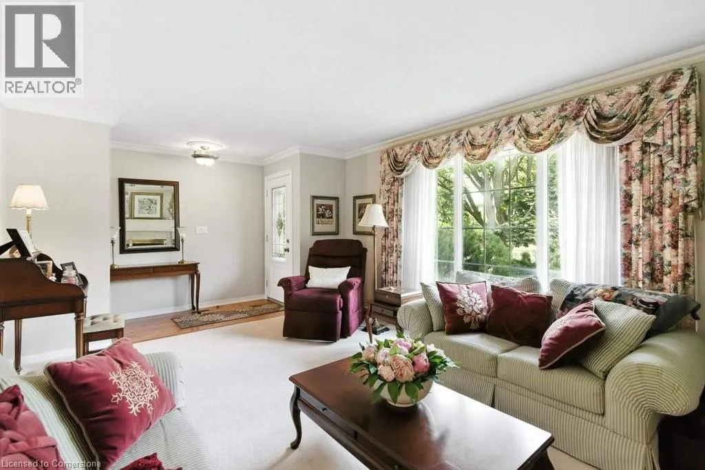 207 BROKER Drive