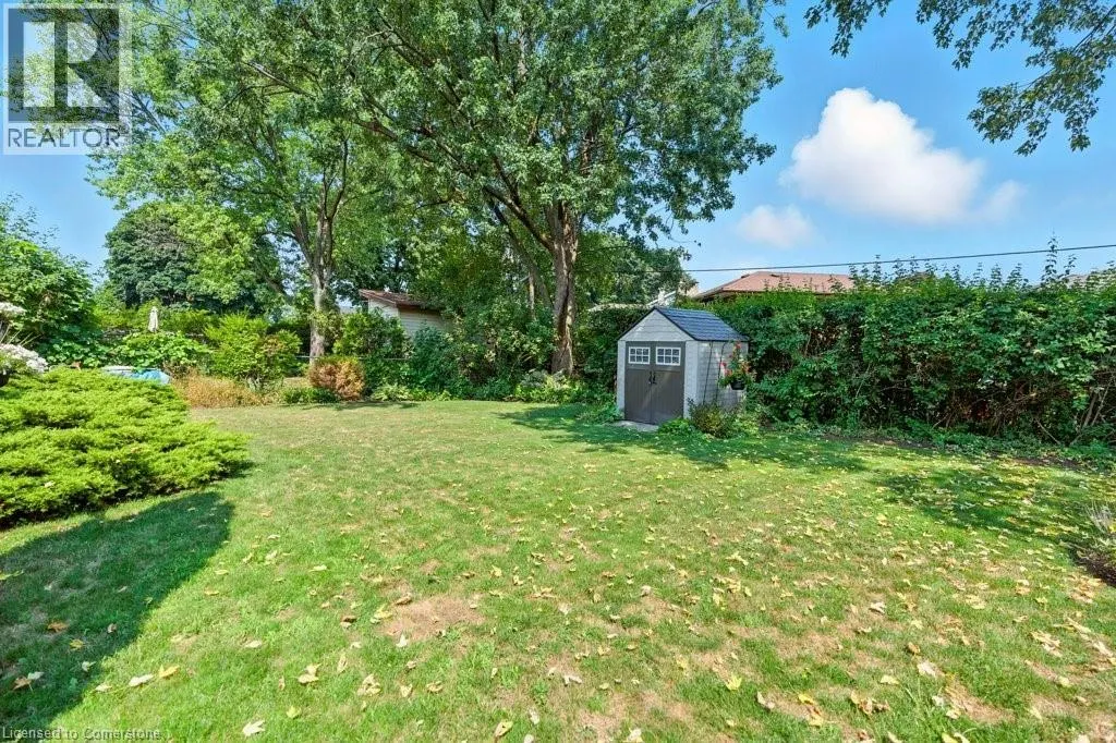 207 BROKER Drive