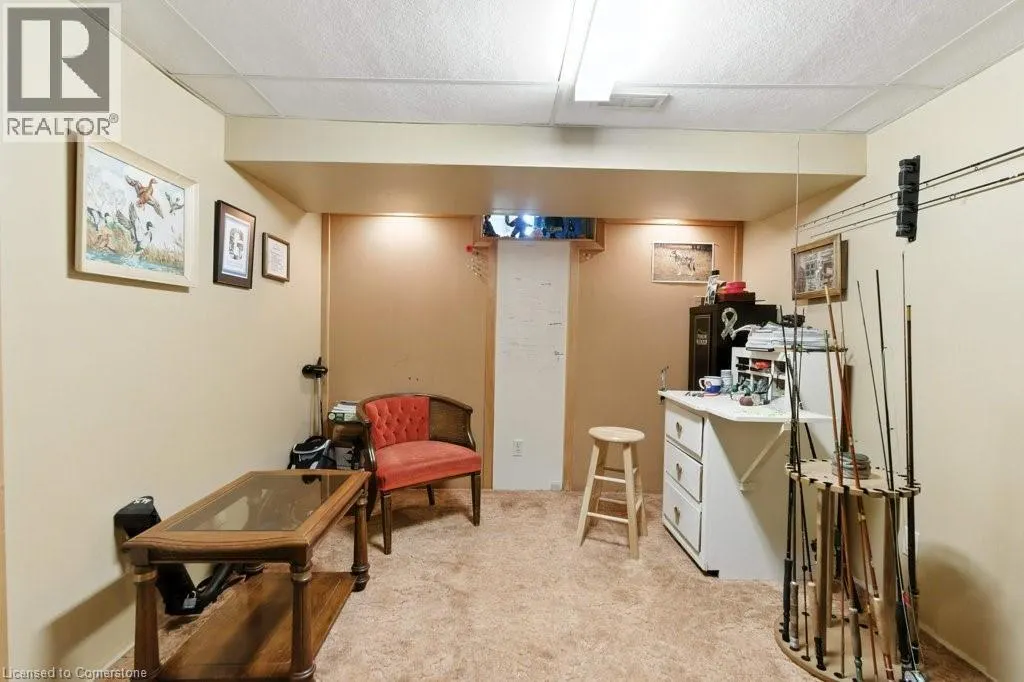 207 BROKER Drive