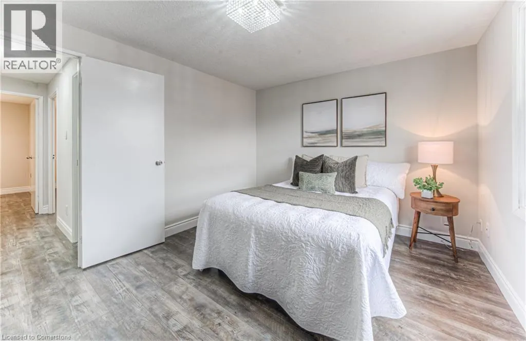 425 KEATS Way Unit# 4, #4