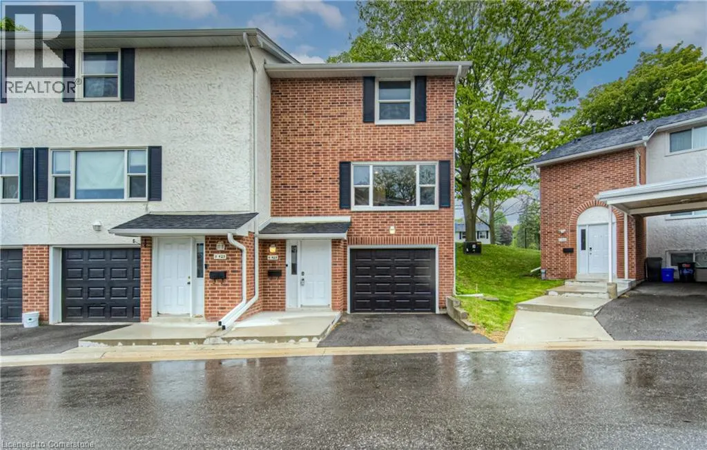 425 KEATS Way Unit# 4, #4