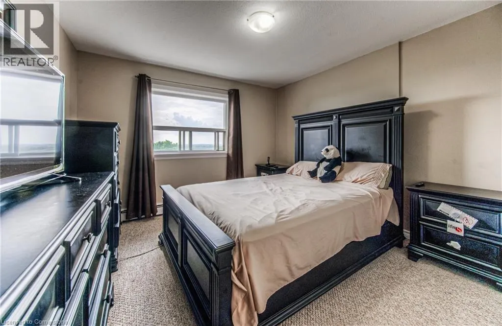283 FAIRWAY Road N Unit# 501, #501
