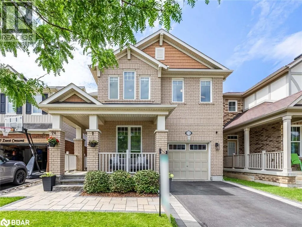 439 ZUEST Crescent