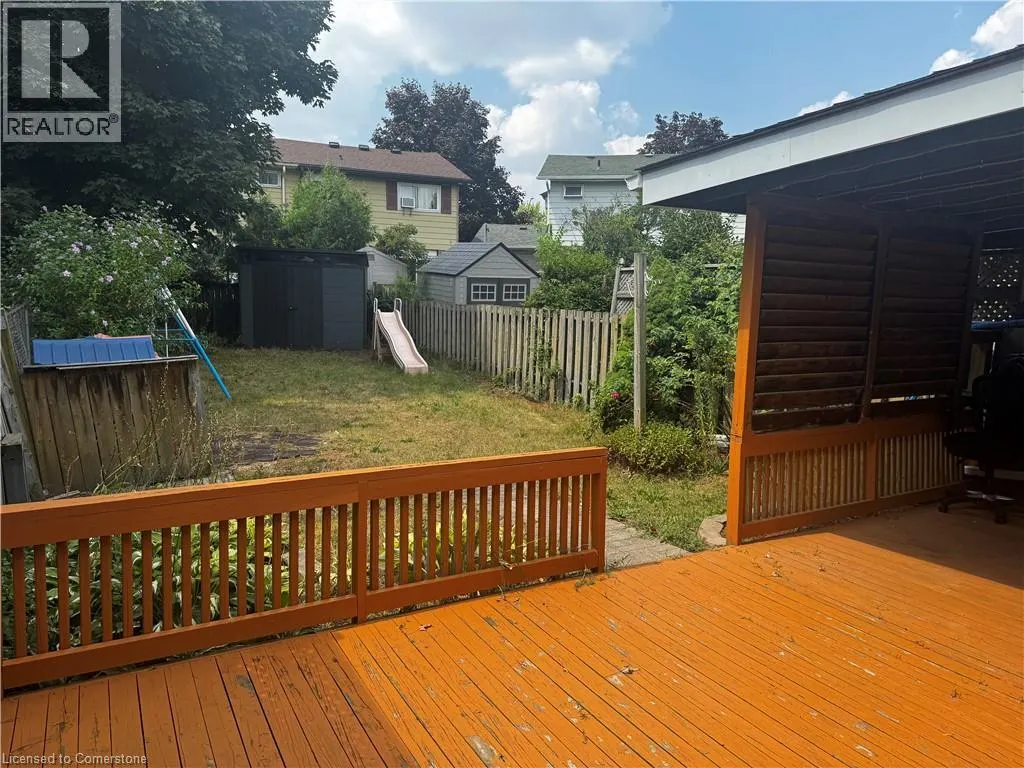 230 LINDEN Drive