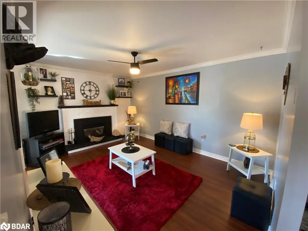 4 CAMPBELL Avenue