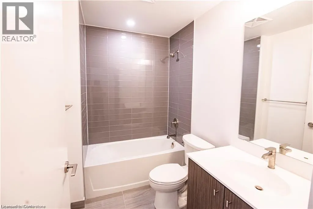 15 WELLINGTON Street S Unit# 2510, #2510