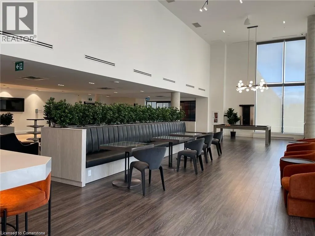 15 WELLINGTON Street S Unit# 2510, #2510