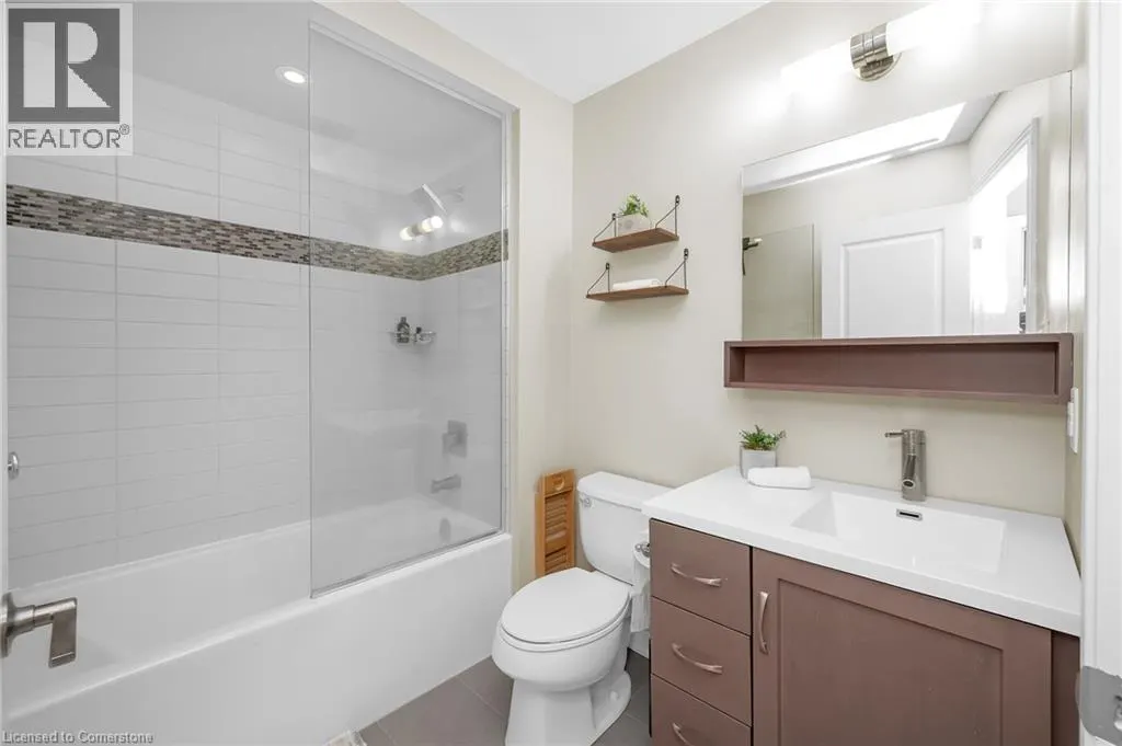 215 DUNDAS Street E Unit# 29, #29