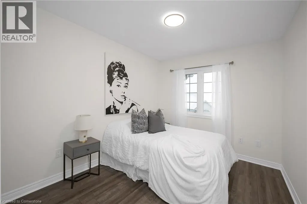215 DUNDAS Street E Unit# 29, #29
