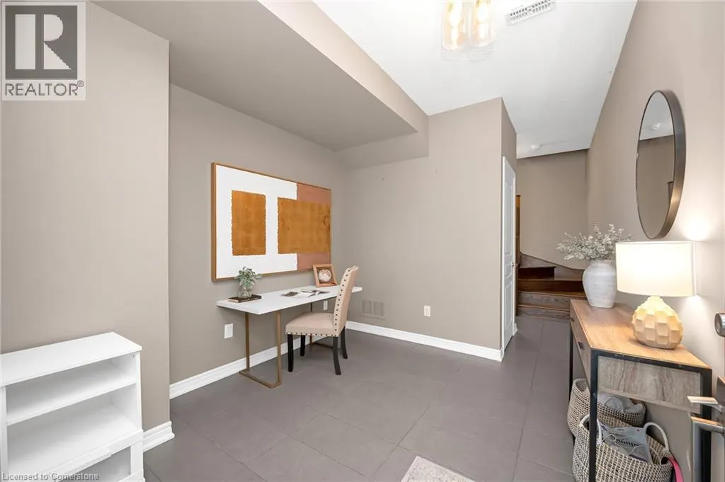 215 DUNDAS Street E Unit# 29, #29