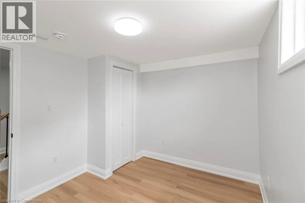 588 BARNABY Street