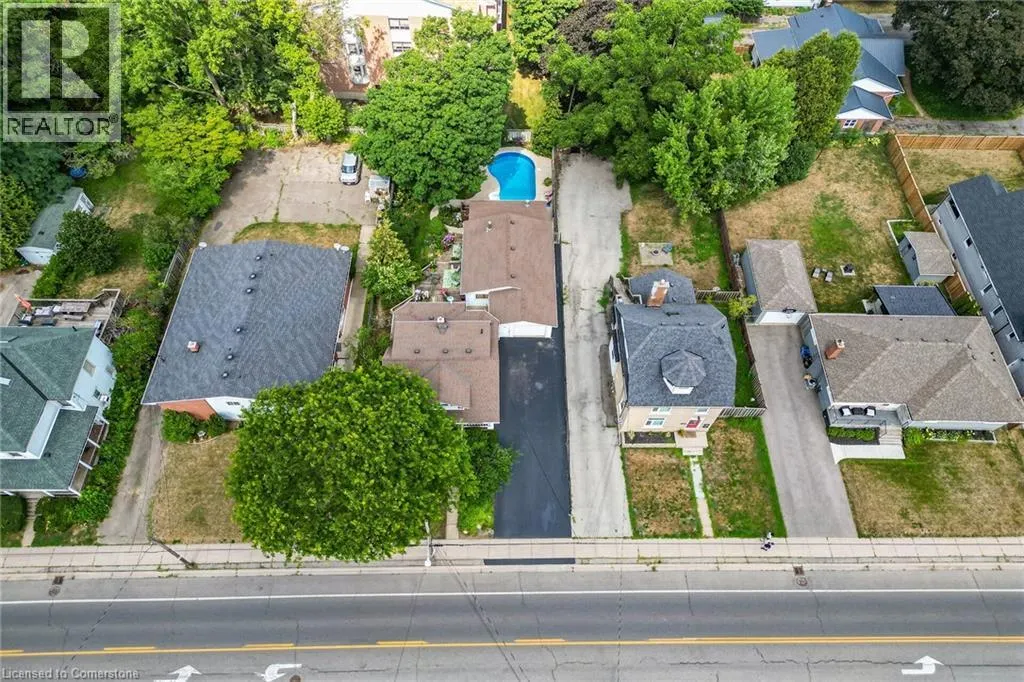 110 LIVINGSTON Avenue