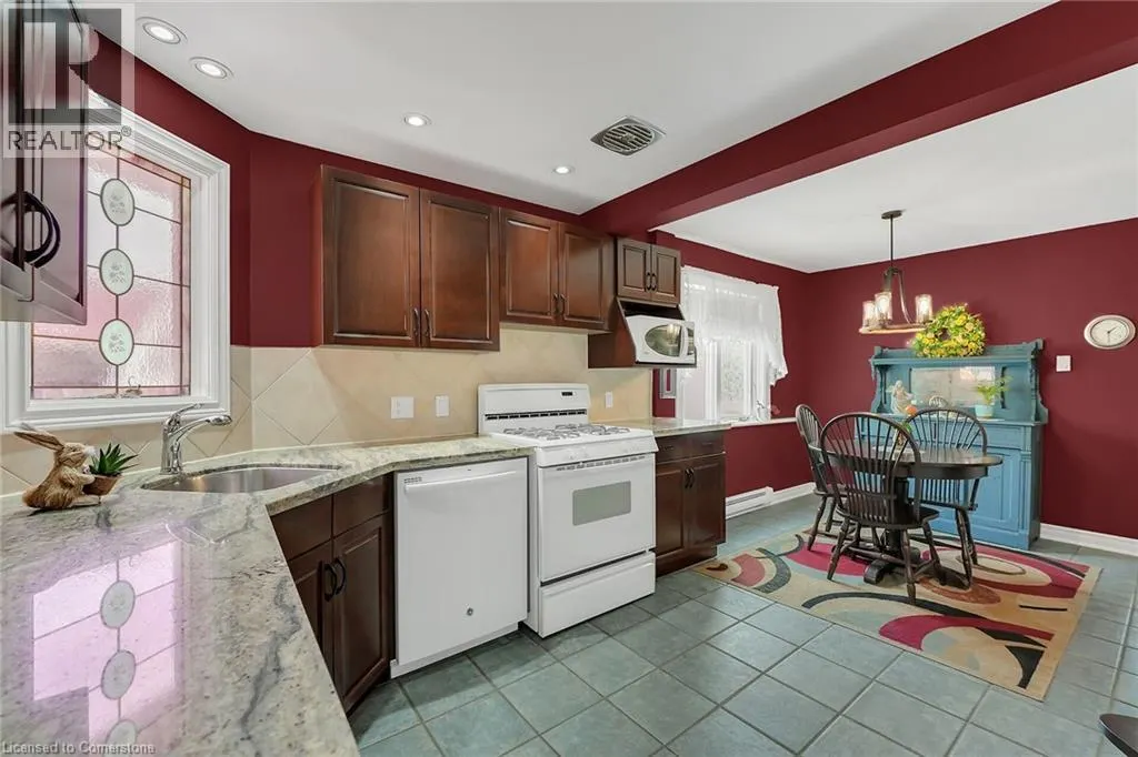 110 LIVINGSTON Avenue