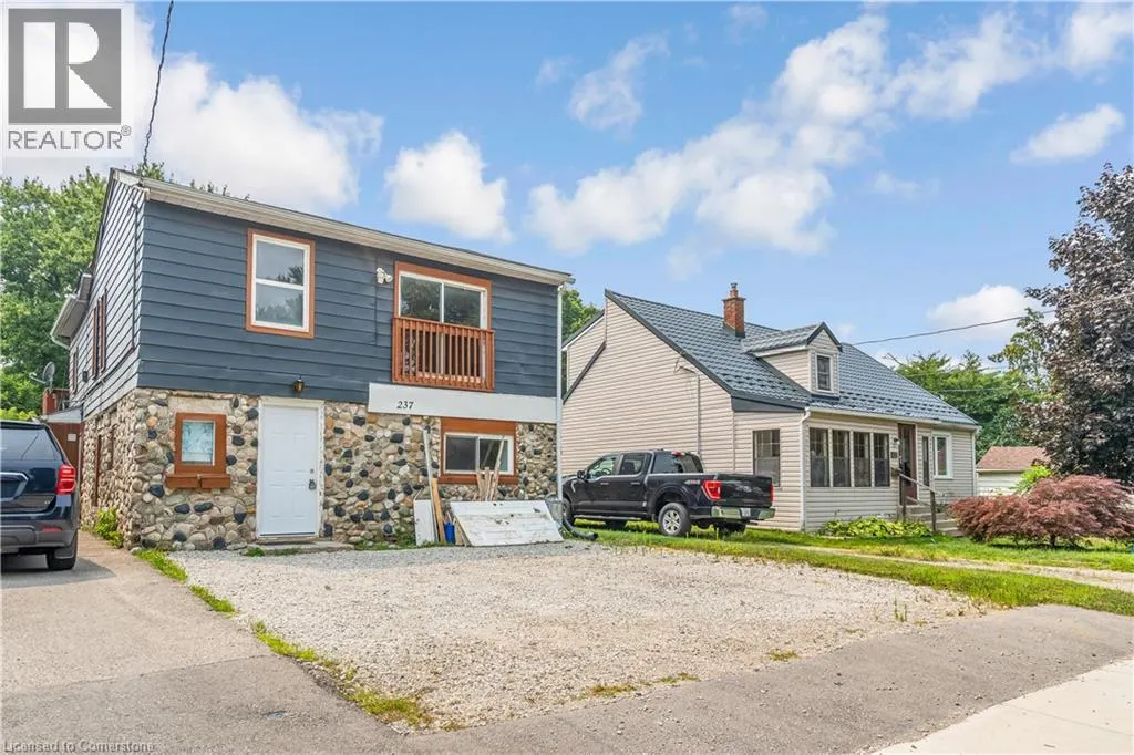 237 ST. JULIEN Street