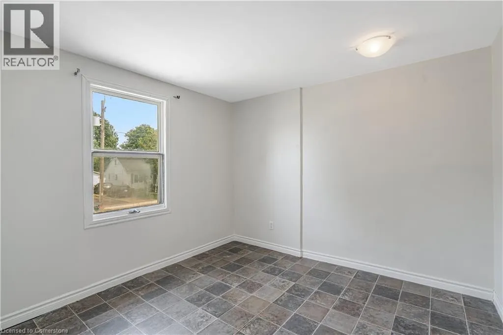 237 ST. JULIEN Street