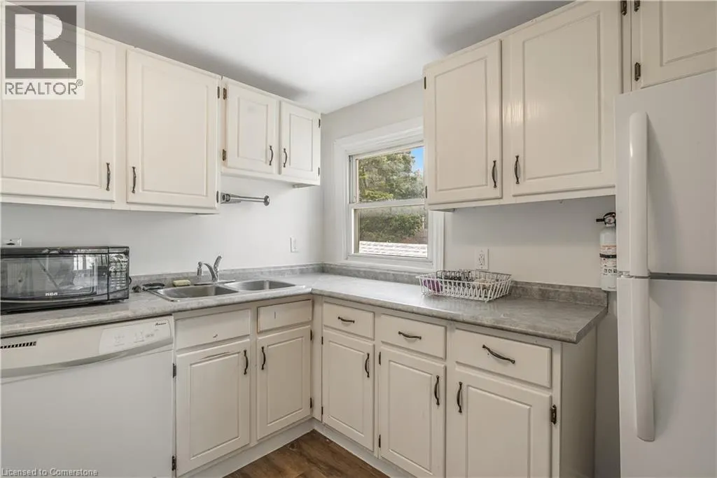 237 ST. JULIEN Street