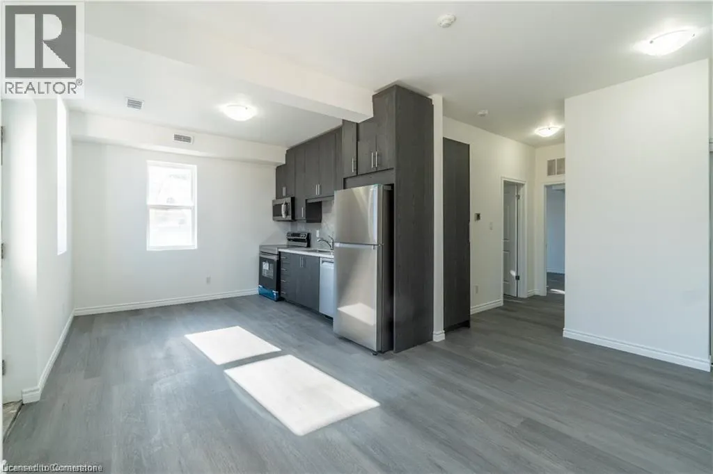107 VICTORIA Avenue N Unit# 1, #1
