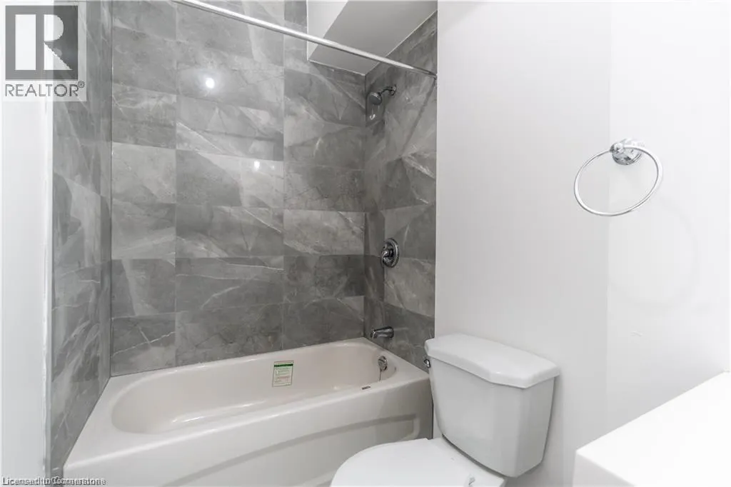 107 VICTORIA Avenue N Unit# 1, #1