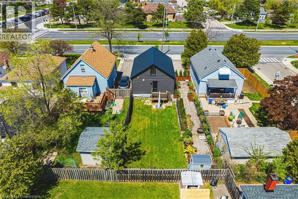 2016 BARTON Street E