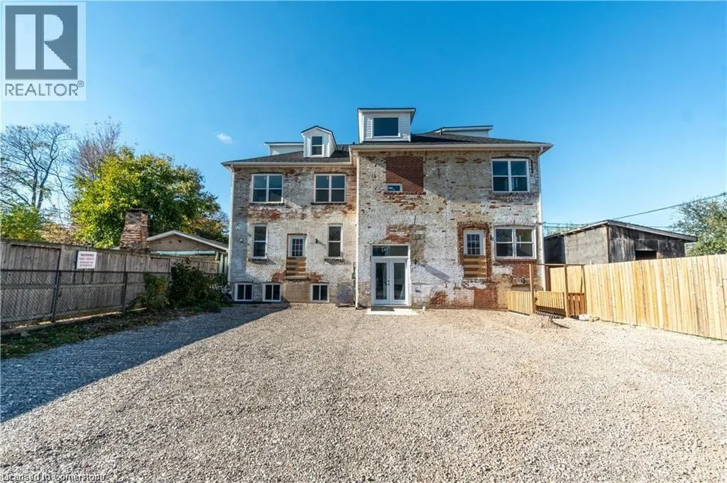 107 VICTORIA Avenue N Unit# 2, #2