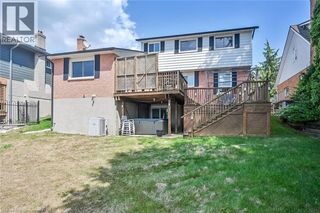 30 CARRIAGE Road