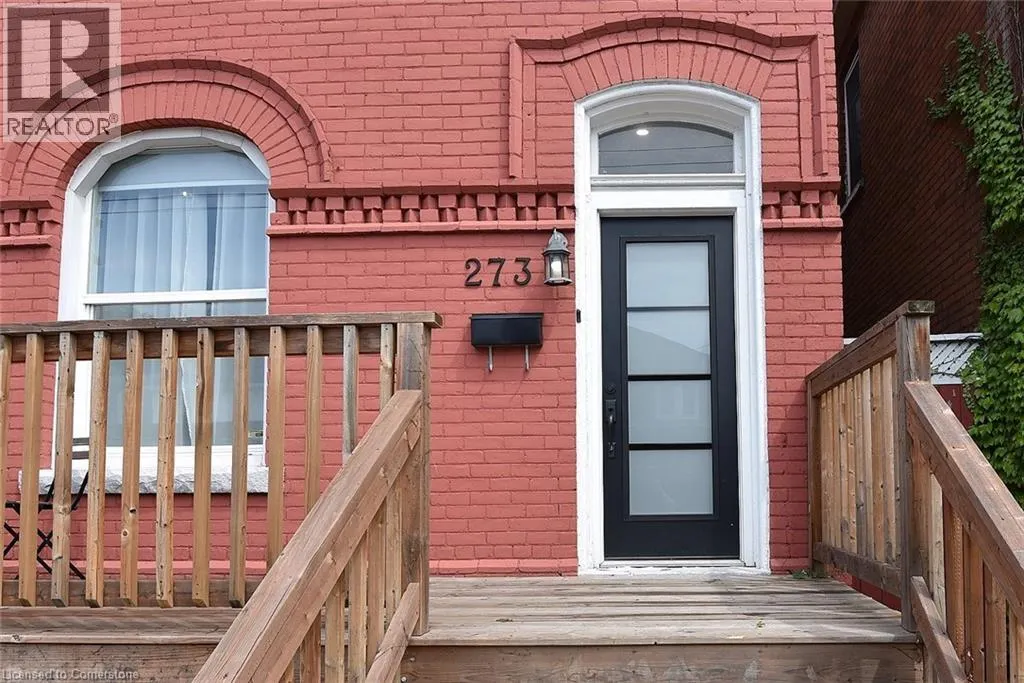 273 ROBERT Street