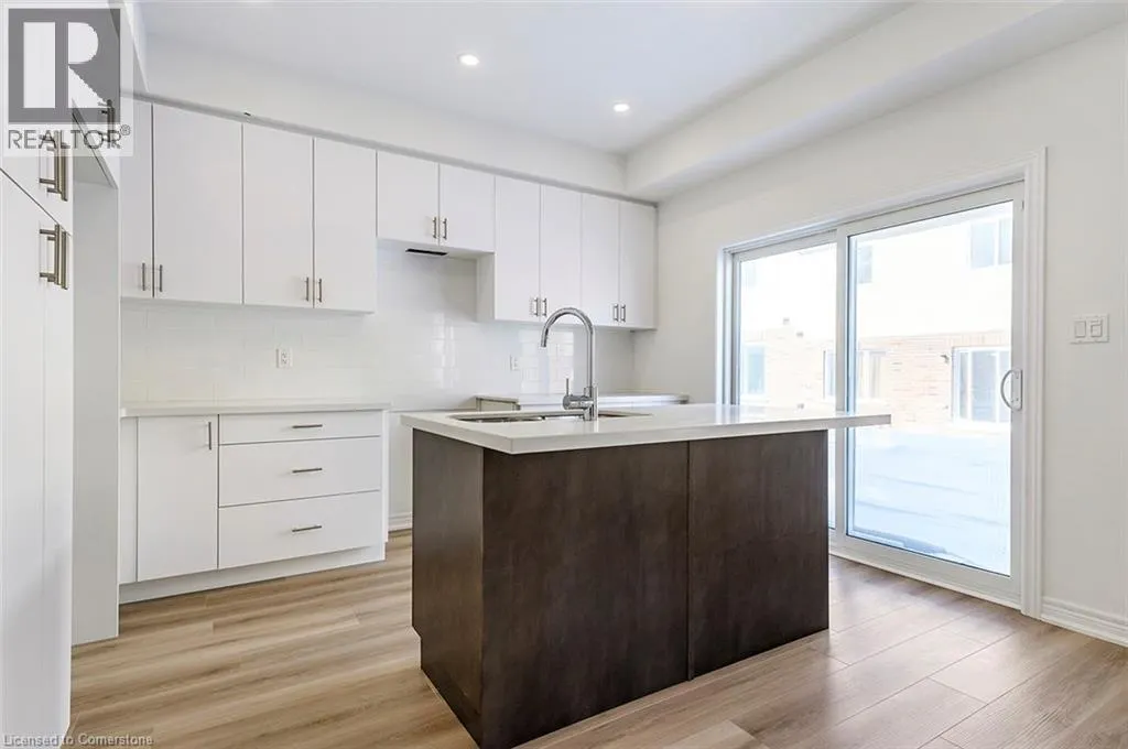 205 THAMES Way Unit# 18, #18
