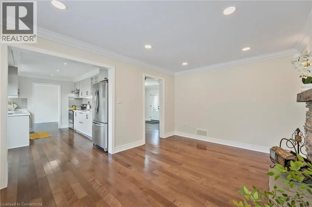 21 FIRMAN Drive