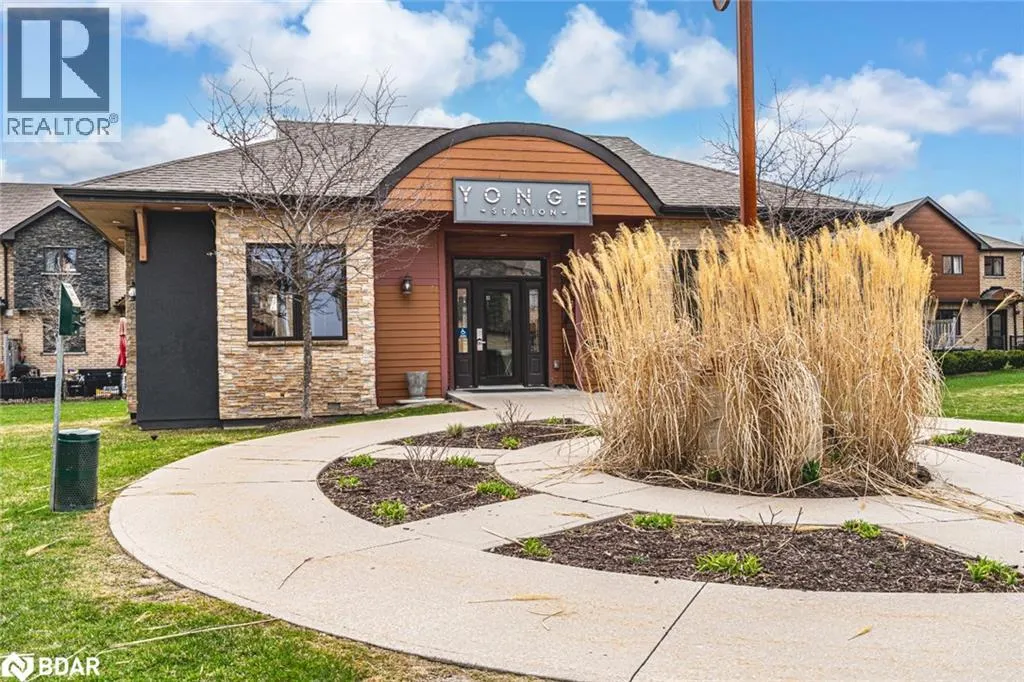 25 MADELAINE Drive Unit# 7, #7