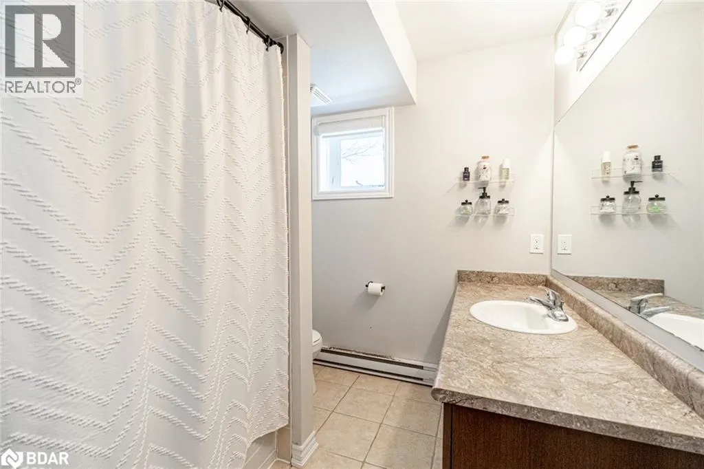 25 MADELAINE Drive Unit# 7, #7