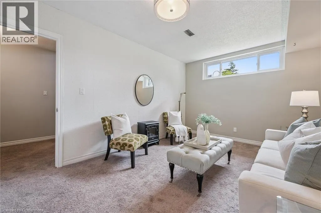 40 ABELES Avenue