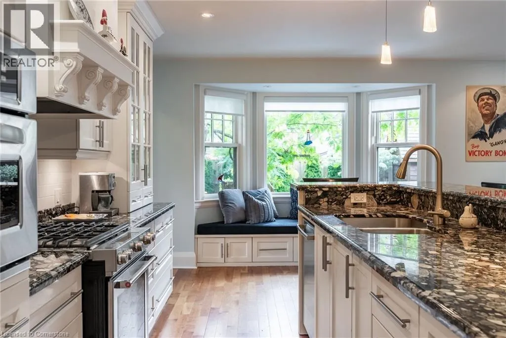 158 DALEWOOD Crescent