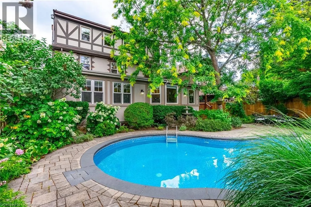 158 DALEWOOD Crescent