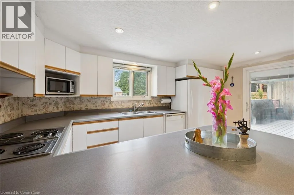 6149 GUELPH Road