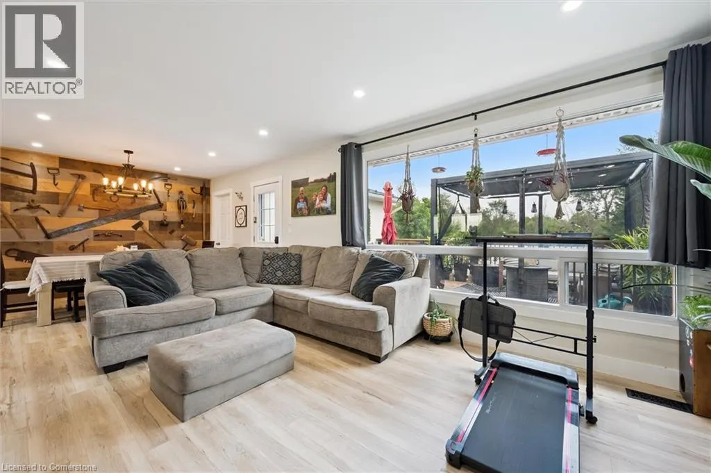 6149 GUELPH Road