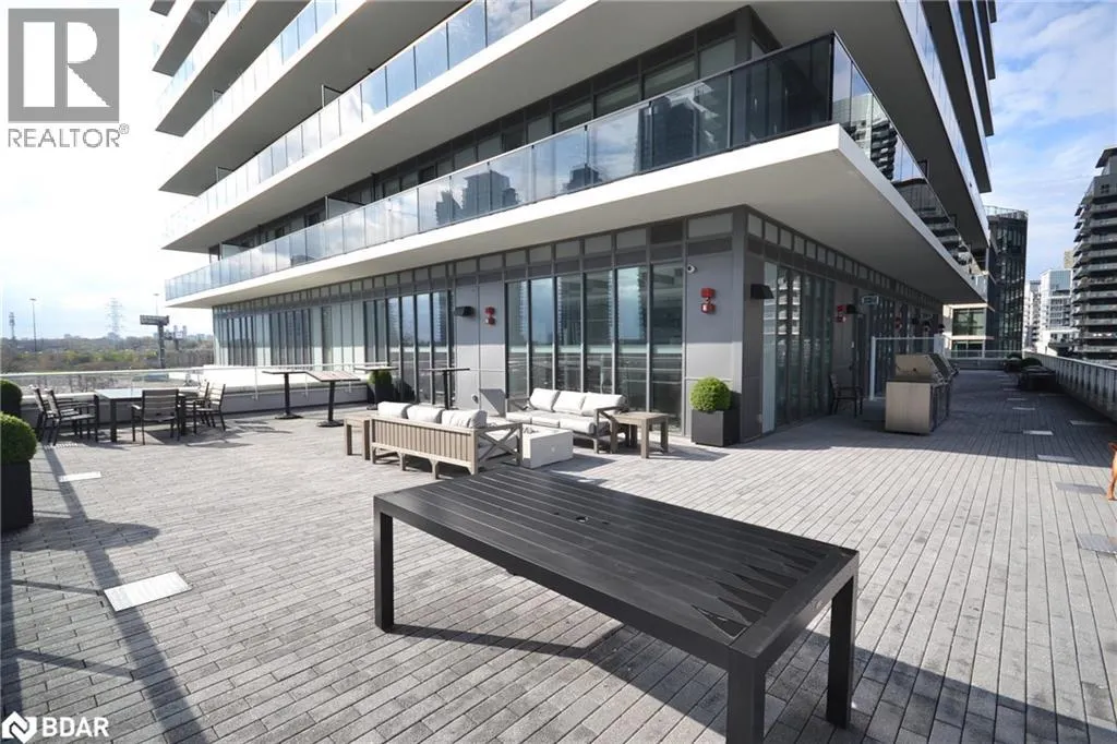70 ANNIE CRAIG Drive Unit# 2406, #2406