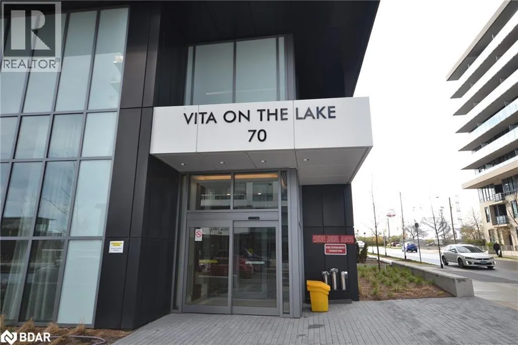 70 ANNIE CRAIG Drive Unit# 2406, #2406
