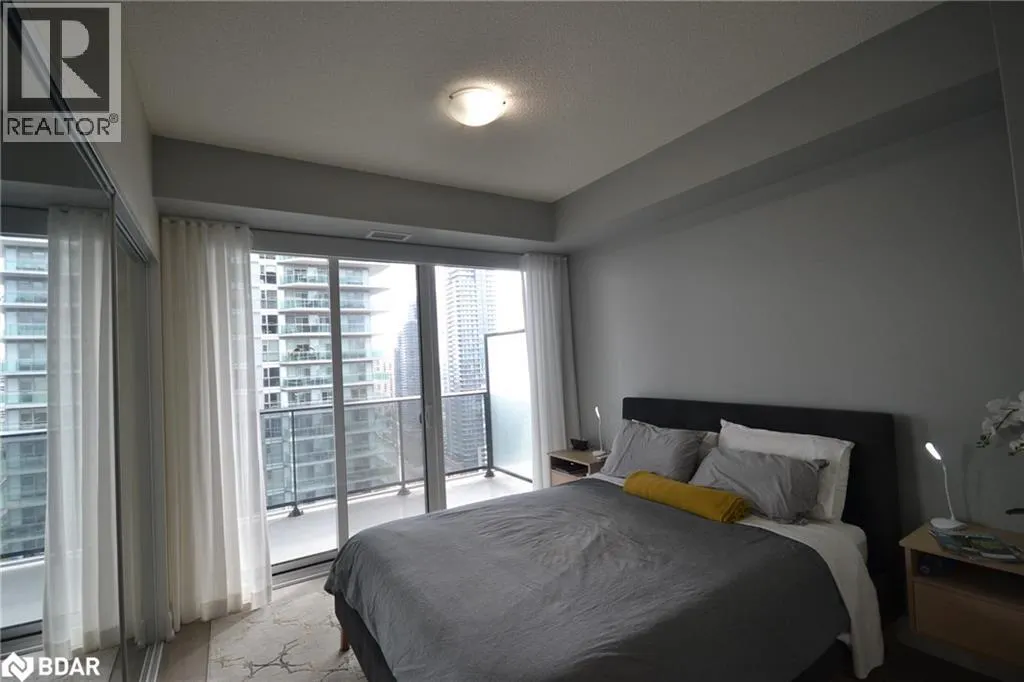 70 ANNIE CRAIG Drive Unit# 2406, #2406