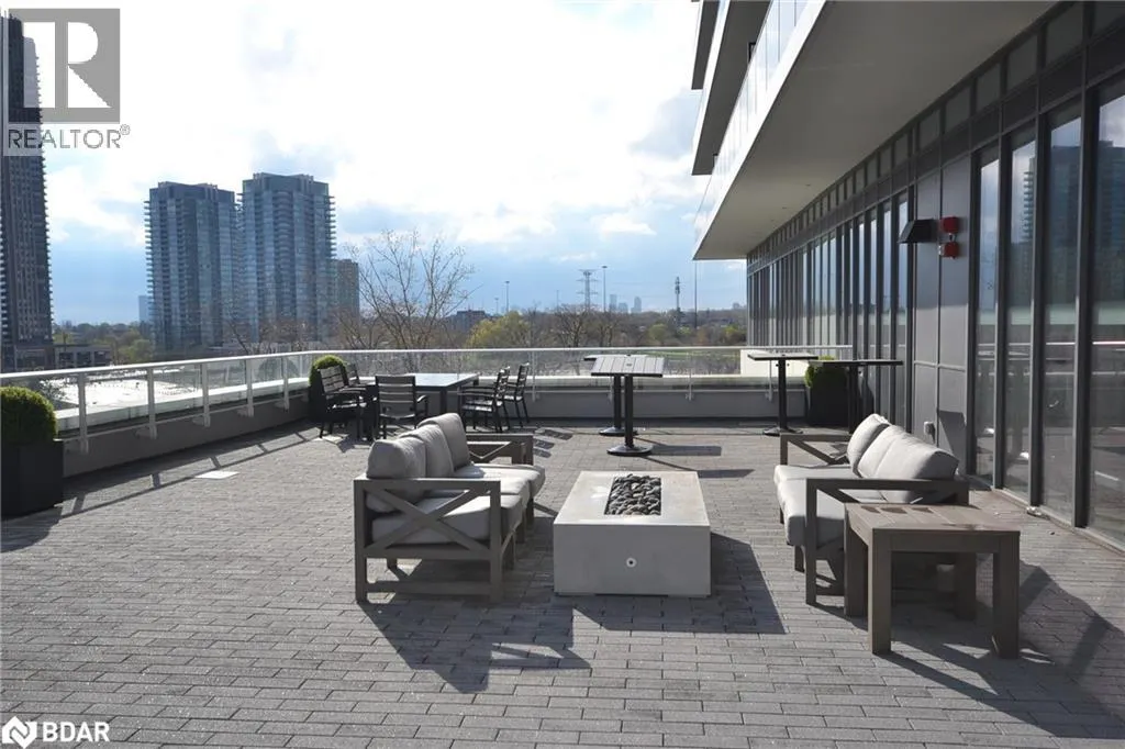 70 ANNIE CRAIG Drive Unit# 2406, #2406