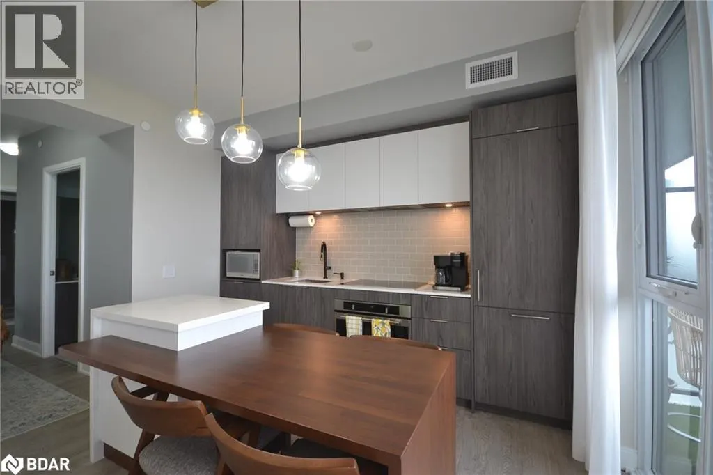 70 ANNIE CRAIG Drive Unit# 2406, #2406