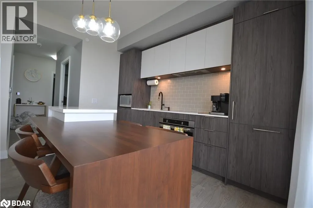 70 ANNIE CRAIG Drive Unit# 2406, #2406