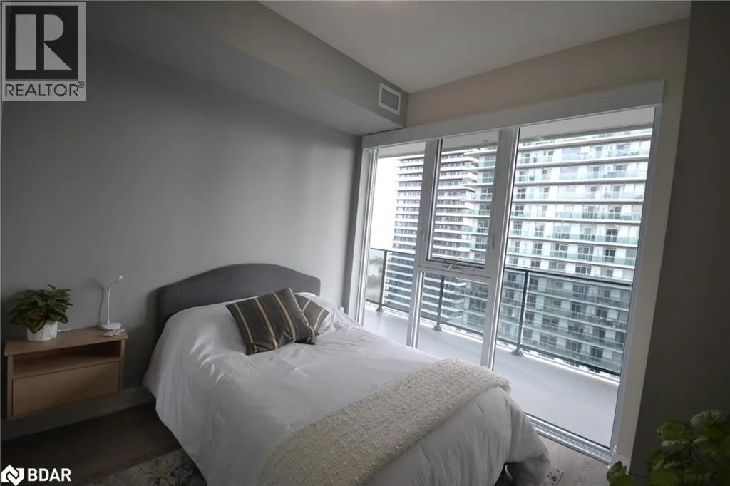 70 ANNIE CRAIG Drive Unit# 2406, #2406