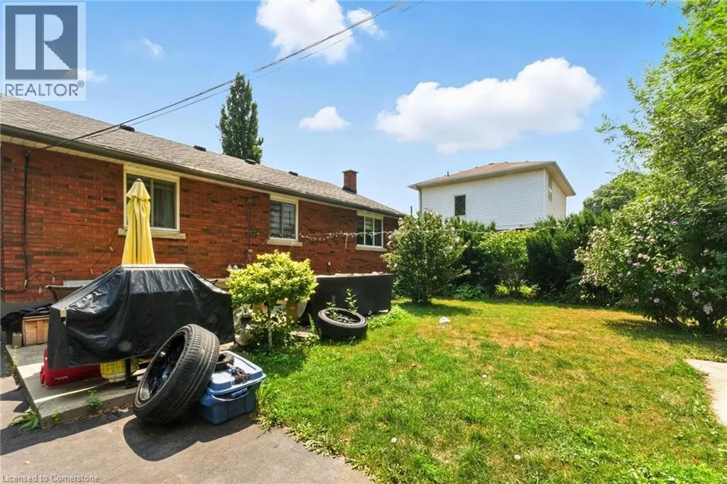 90 TOBY Crescent Unit# Lower, #Lower