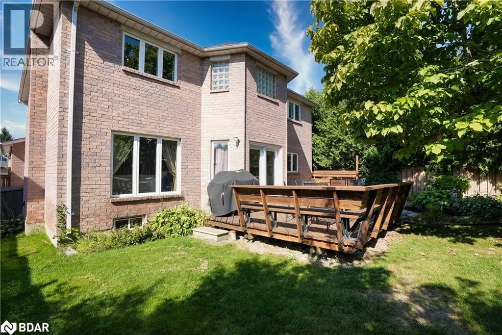 43 WATERHOUSE Way