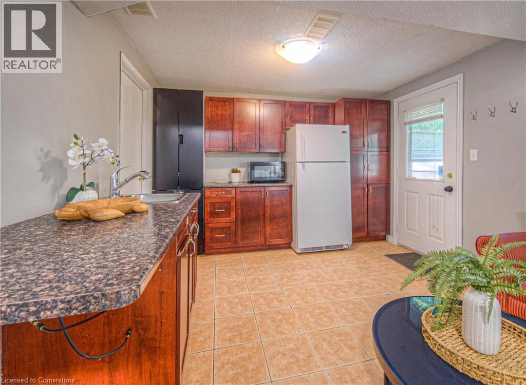 54 GREEN VALLEY Drive Unit# 37, #37